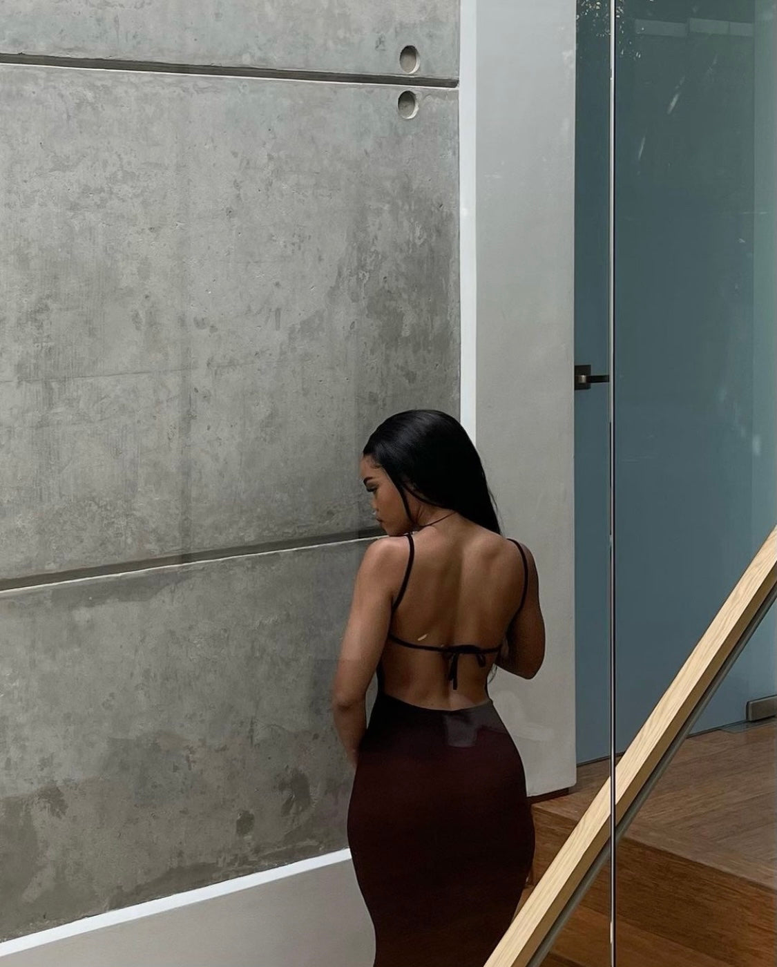 SOFIA BLACK OPEN BACK MIDI DRESS